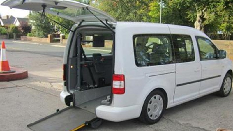 wheelchair-taxi2 wheelchair-taxi2